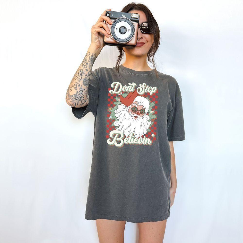 Retro Christmas 26 Vuitino Shirt
